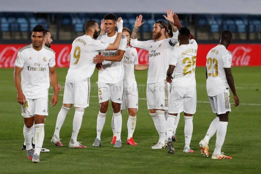 乌干达进球功臣奥梅迪曾是监狱守卫，还曾入围普斯卡什奖评选（乌干达制胜功臣奥梅迪：前监狱守卫，曾入围普斯卡什奖）